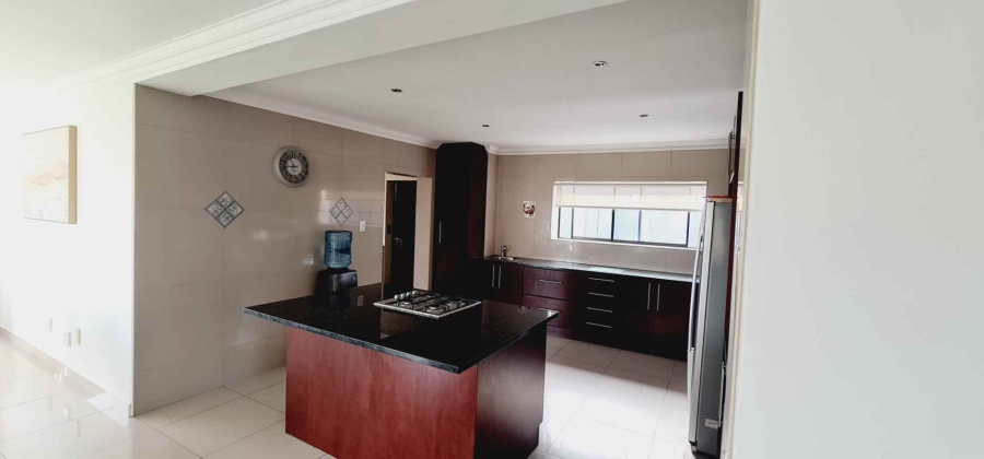 5 Bedroom Property for Sale in Baronetcy Estate Western Cape